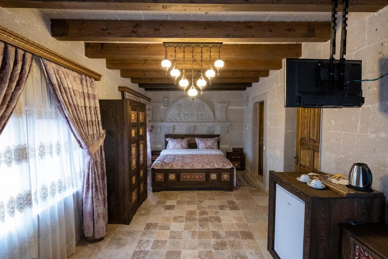 Underground Cave Suites Hotel Гьореме Екстериор снимка