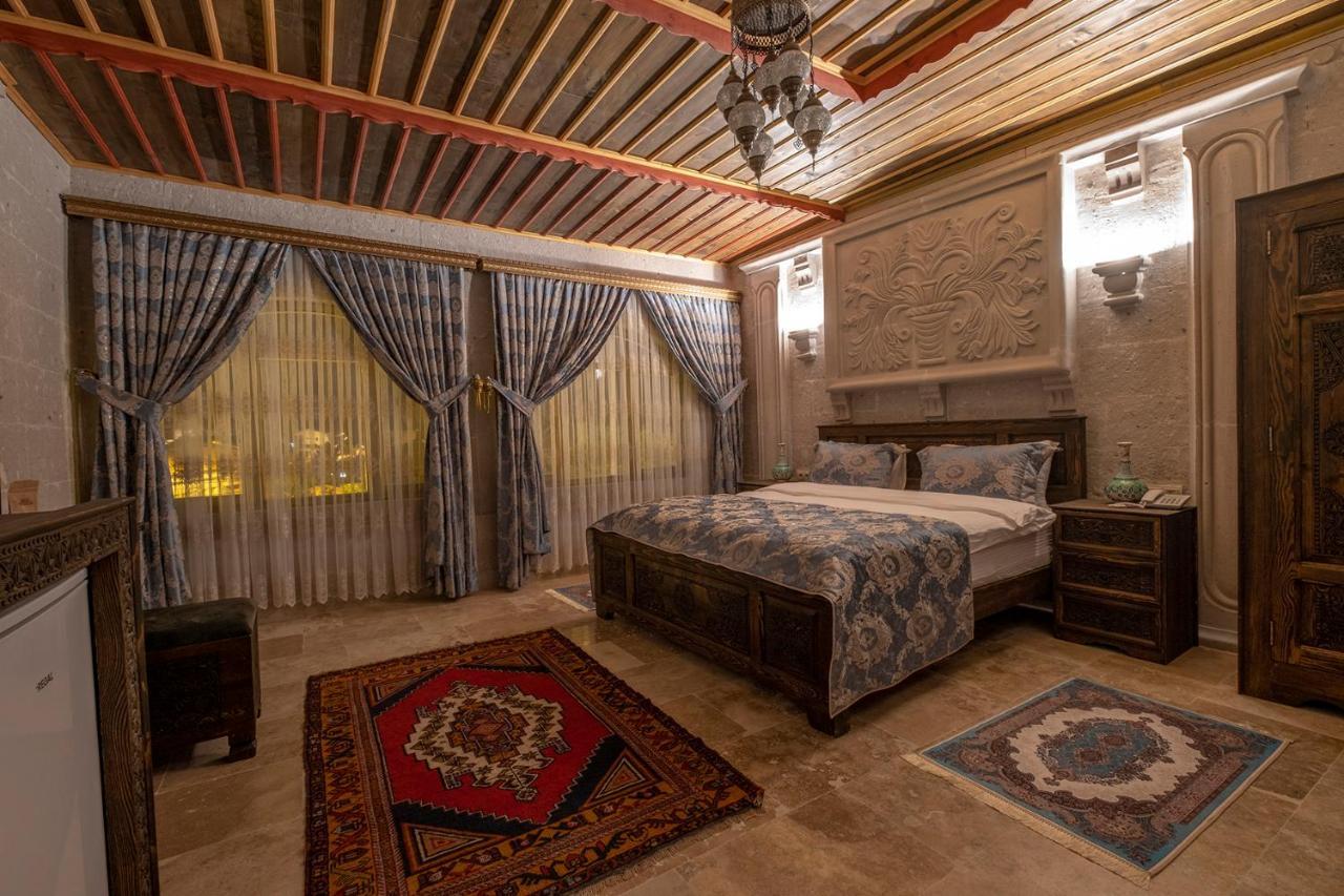 Underground Cave Suites Hotel Гьореме Екстериор снимка