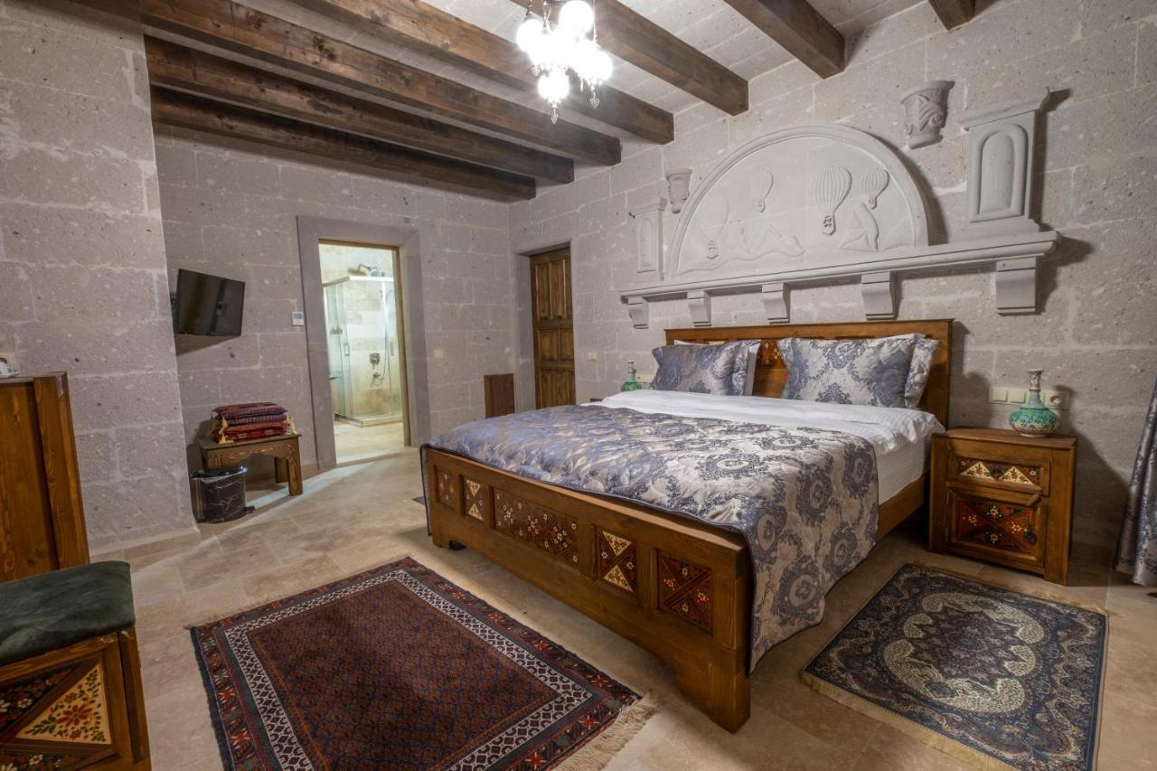 Underground Cave Suites Hotel Гьореме Екстериор снимка