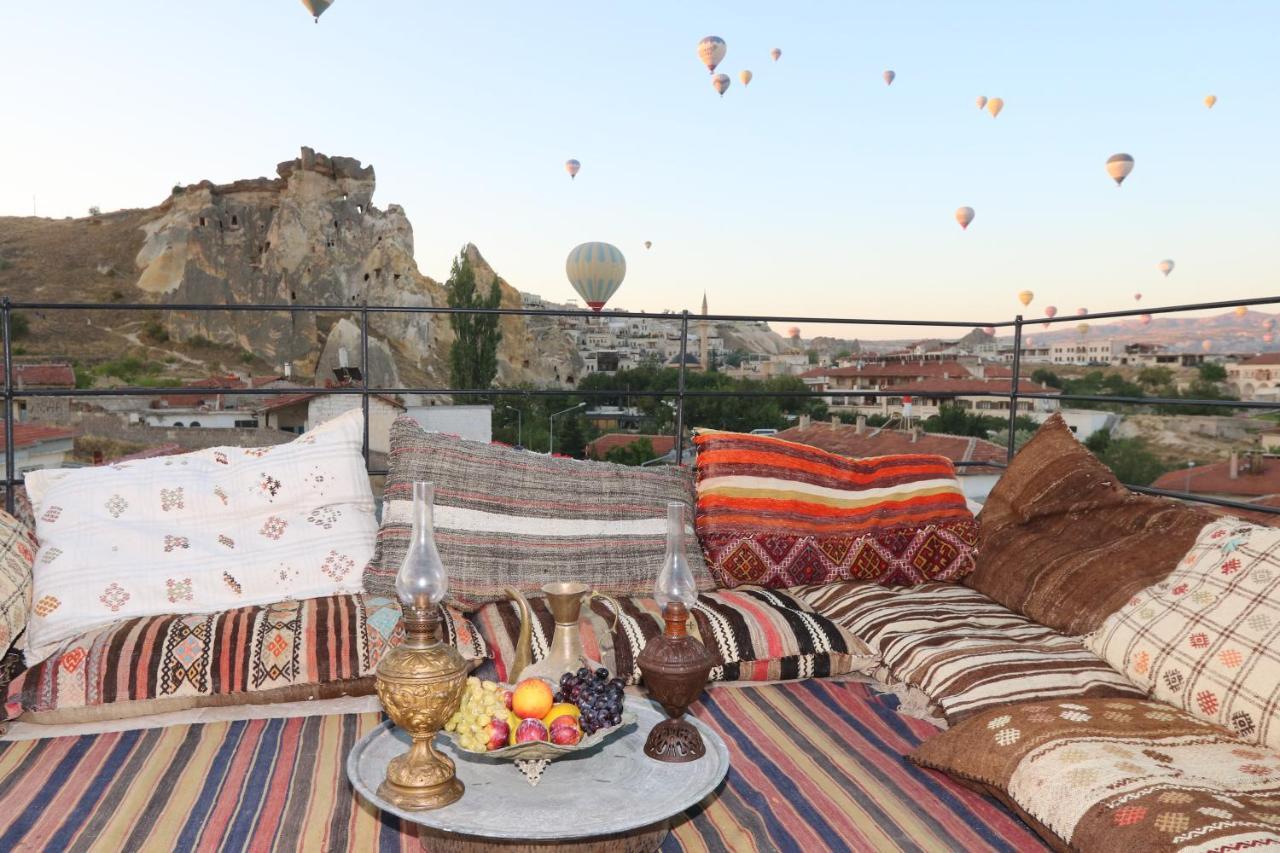 Underground Cave Suites Hotel Гьореме Екстериор снимка