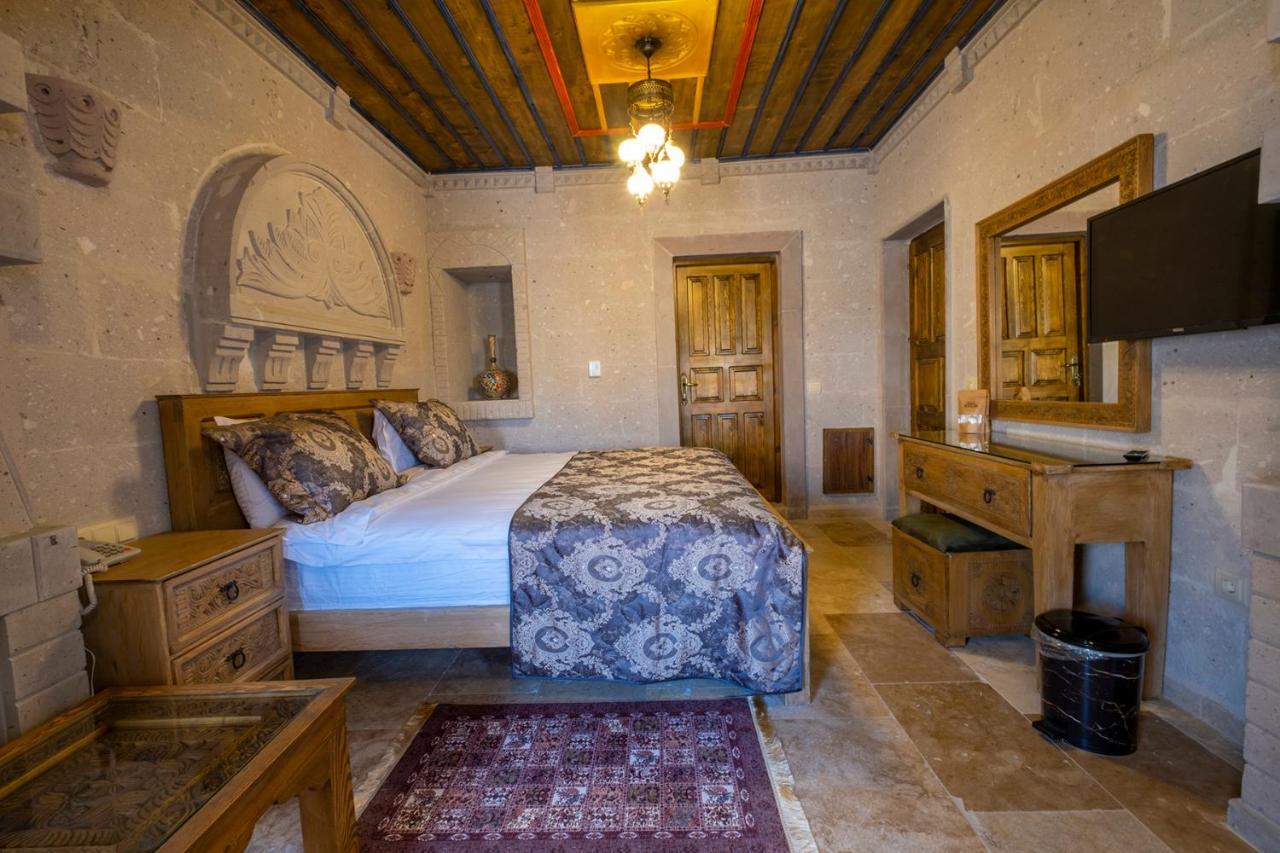 Underground Cave Suites Hotel Гьореме Екстериор снимка